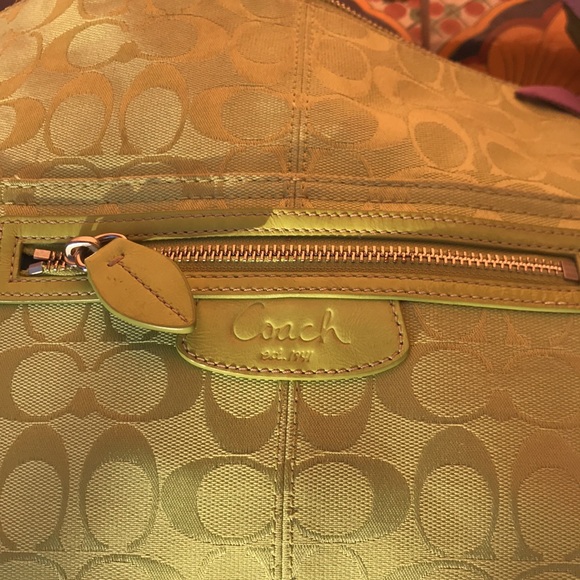 Coach Fabric Leaf Zipper Handbag Gently Used - Picture 6 of 7